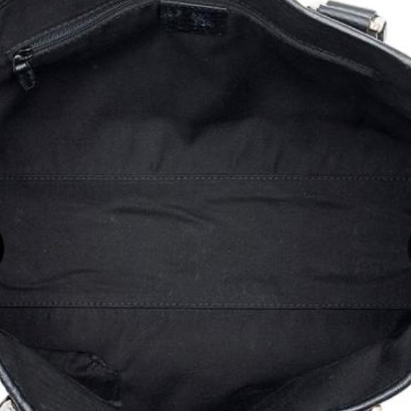 Authentic ♥️♥️Gucci♥️♥️GG Denim Tote - Picture 6 of 8